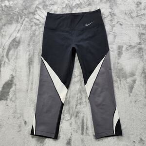 Nike Leggings Womens S Black Dri-Fit Legend Capri Training Athletic Active Crop